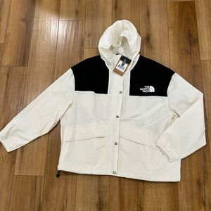 The North Face Gardenia White Wind Jacket